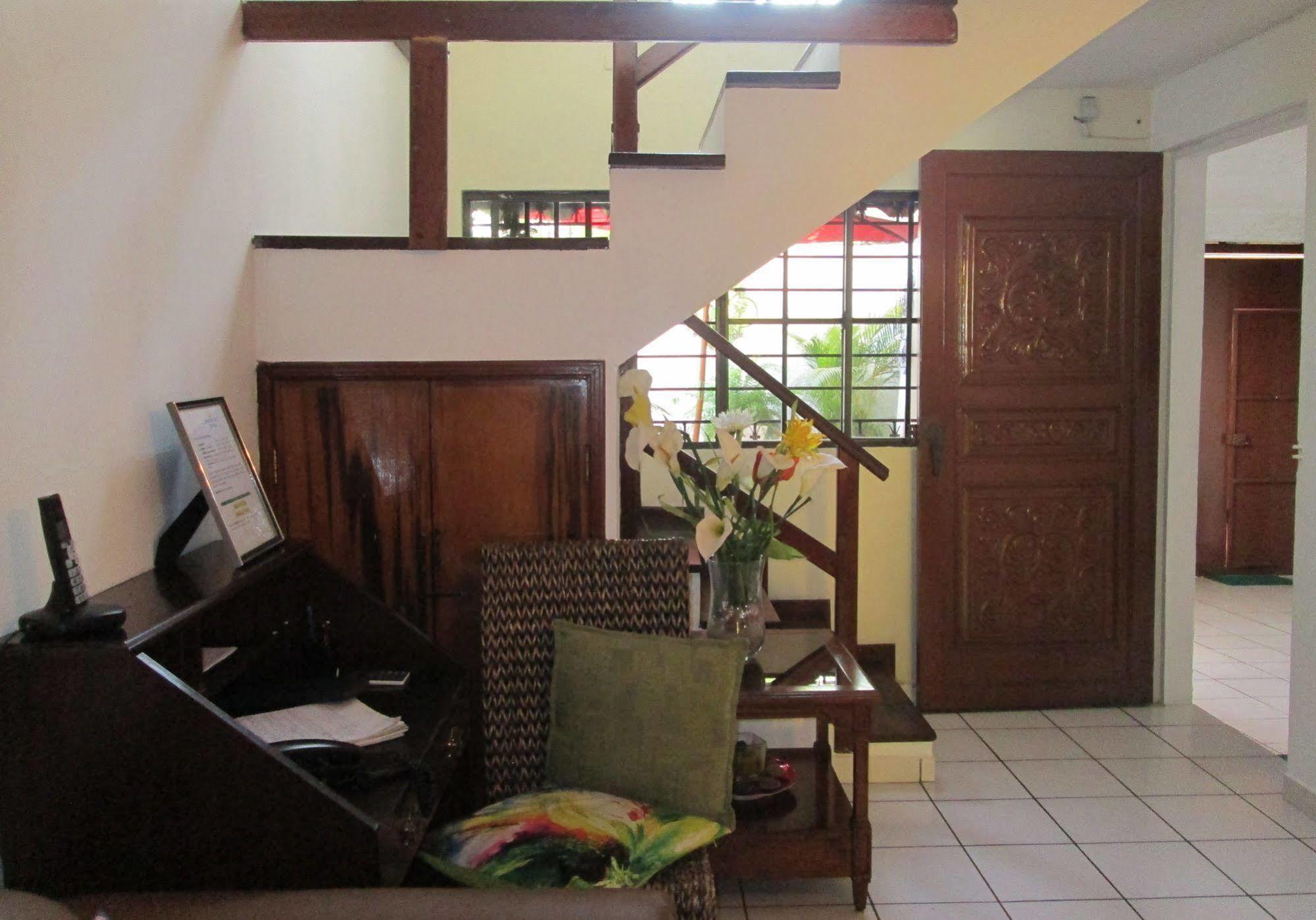 Hotel San Mateo San Salvador Buitenkant foto